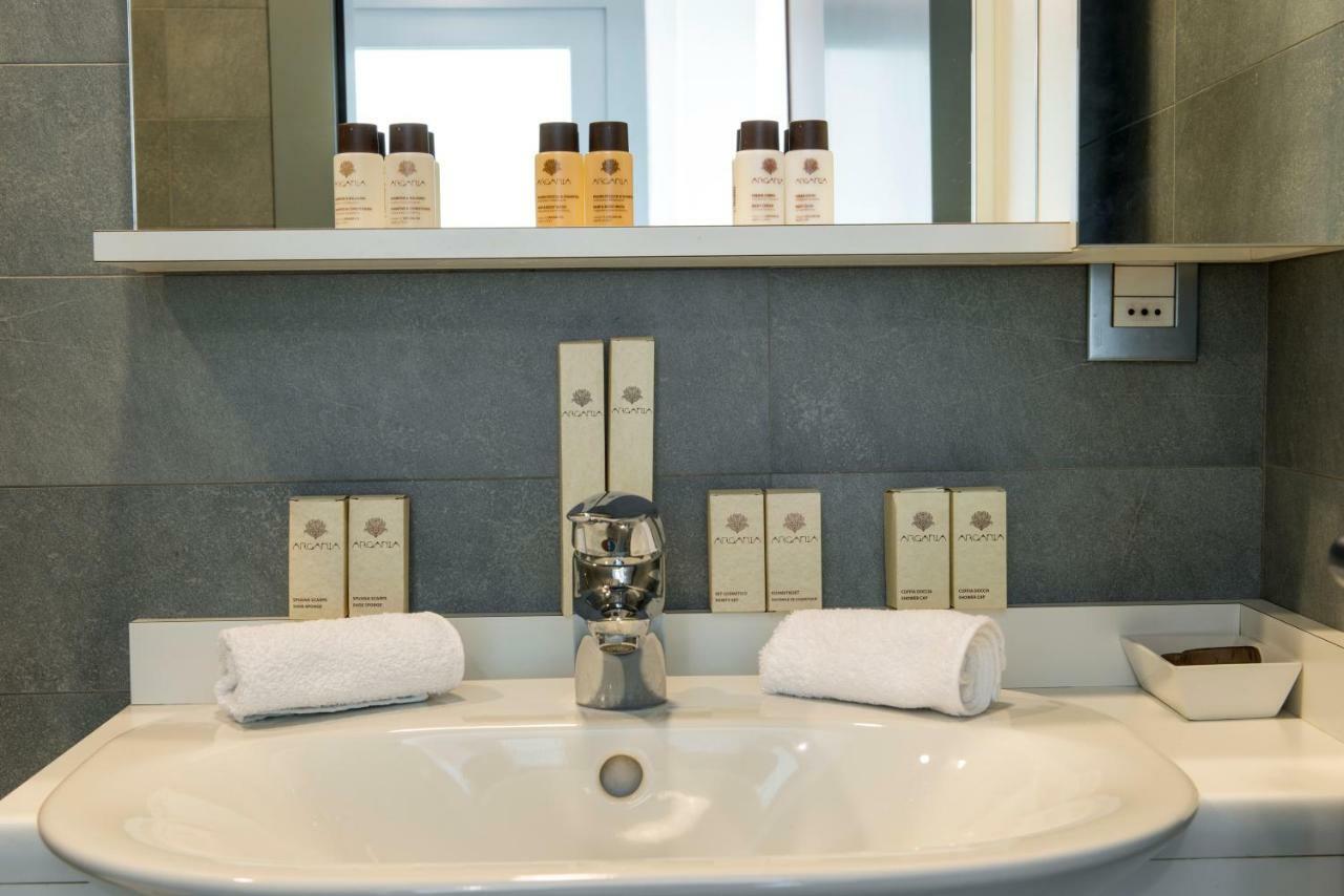 Bnbutler - Duomo Apartment - Galleria Unione Milano Eksteriør billede